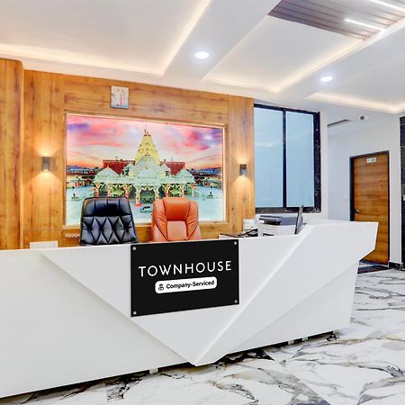 Super Townhouse Ambaji Formerly Hotel Kardhar Inn Εξωτερικό φωτογραφία